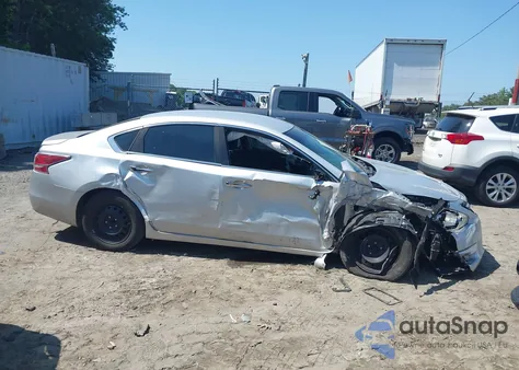 2014 Nissan Altima z USA, uszkodzony, nr VIN 1N4AL3AP8EC291884